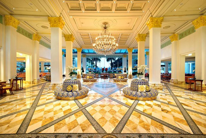 Elegáns hotel lobby a Matild Palace-ban